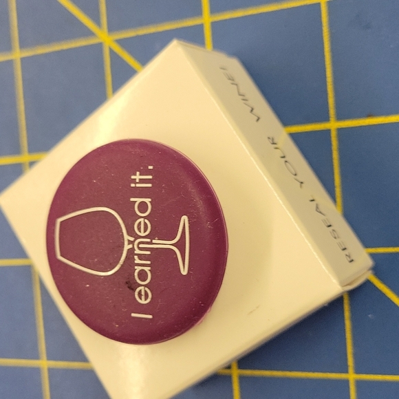 Capabunga - Capabubbles  Reseal Your Wine Bottle - Picture 1 of 1